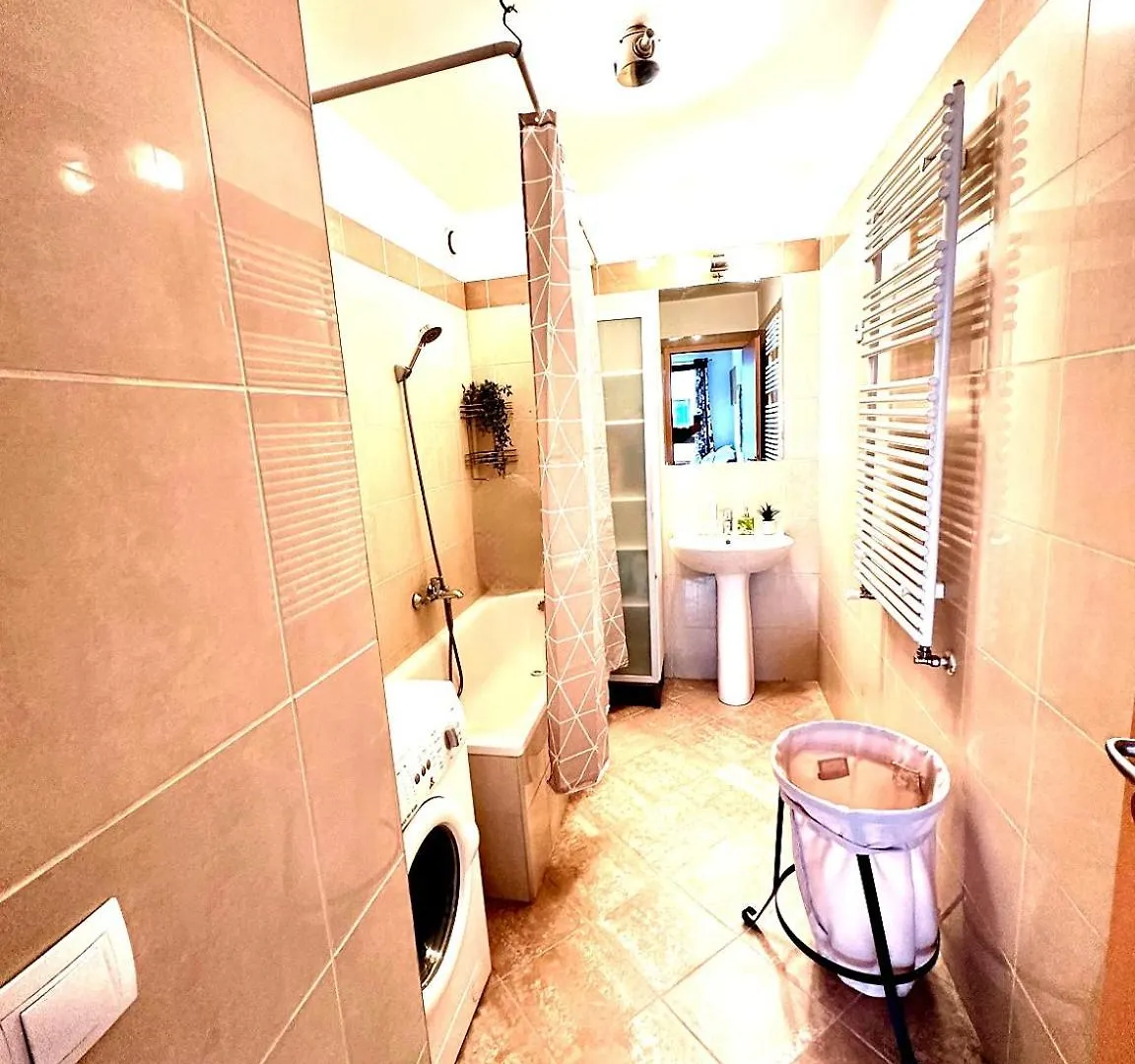 City Center Apartment With Balcony Budapest